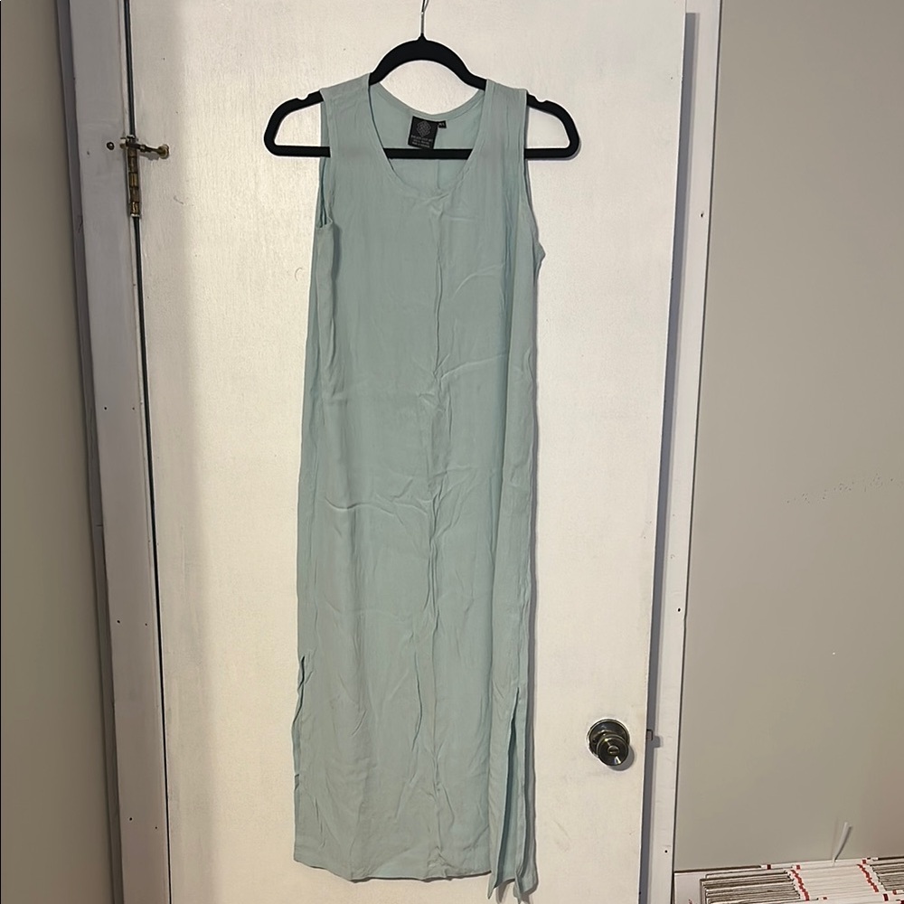 Green Sleeveless Scoop Neck Sheath Maxi Dress